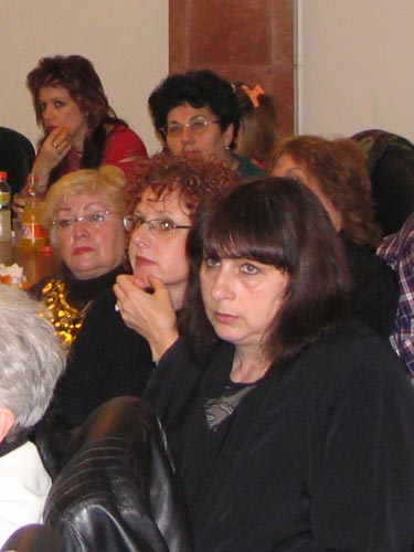  ,   "Gala-studio"