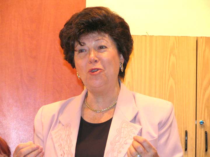 Мина Фентон, председатель комиссии "Клита" при 
      иерусалимском муниципалитете